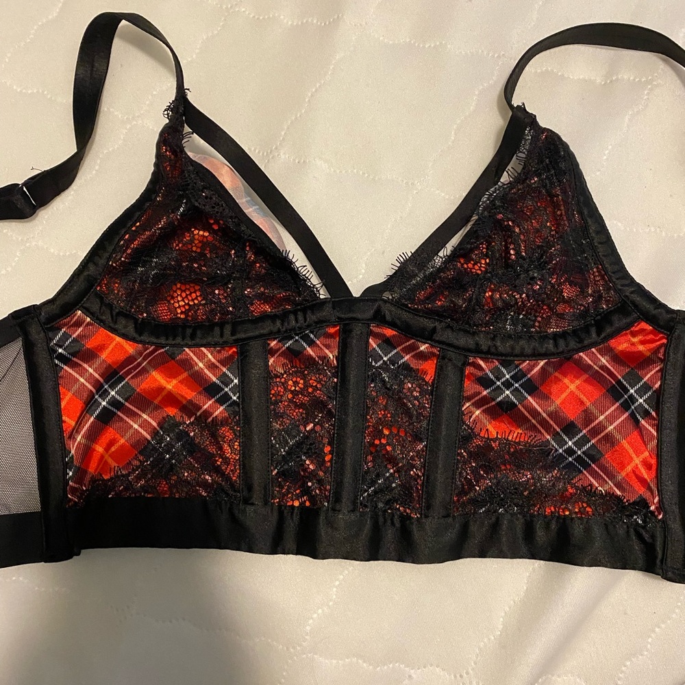 Victoria Secret XS Bra